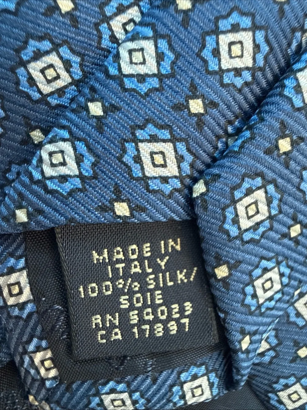 Banana Republic 100% Silk Tie Made in Italy Blue Geometric Designer Mens Tie